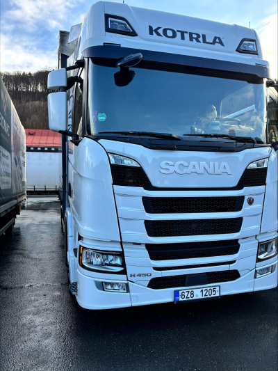 SCANIA R450 B6x2LB